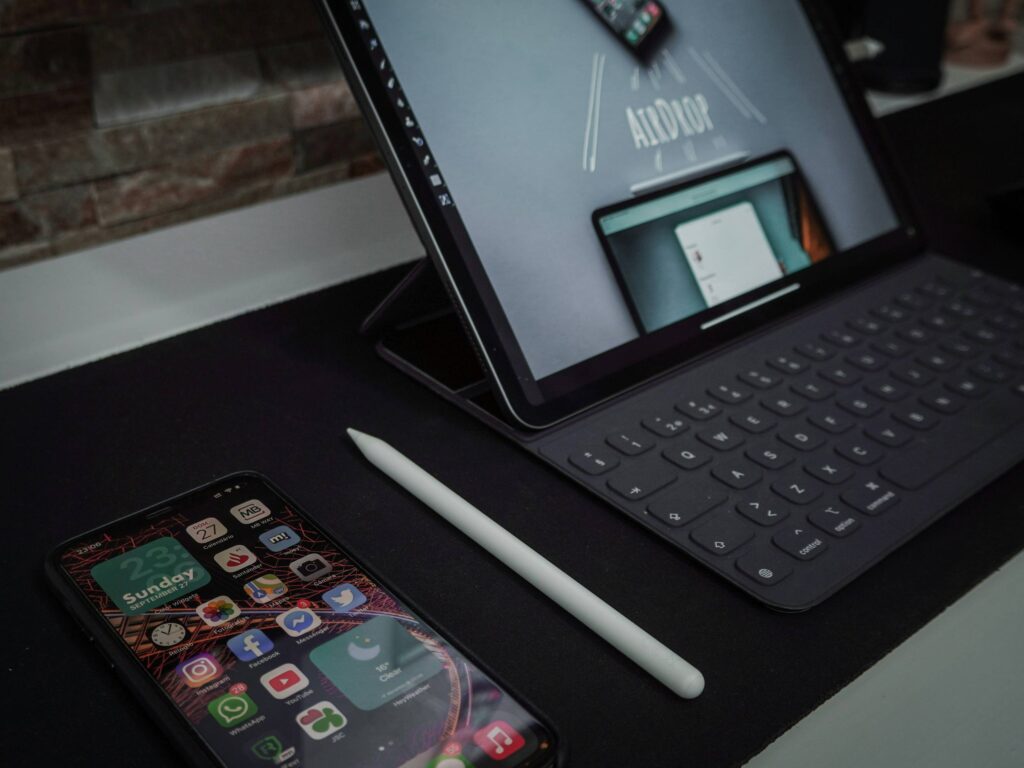 AirDrop transfer files seamlessly